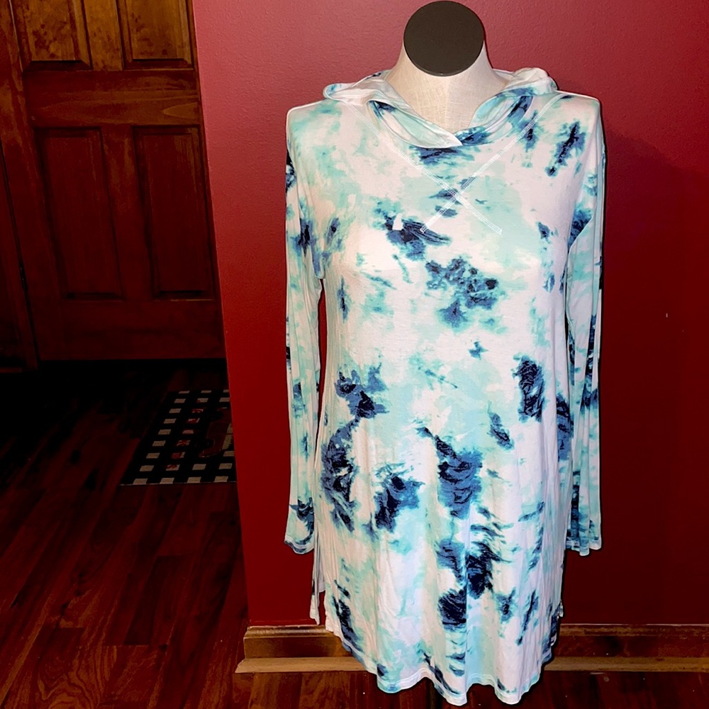 LANE BRYANT LIVI TIE-DYE TUNIC